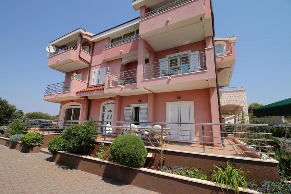 Hotel Na prodaju - šibensko-kninska Primošten - foto 1/13