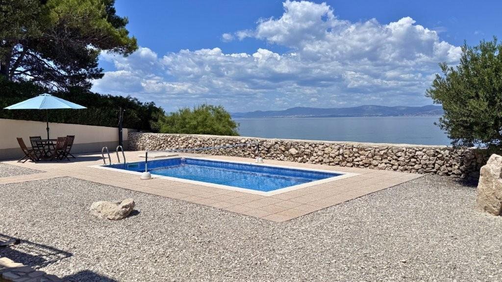 Casa In vendita - Splitsko-dalmatinska Supetar - foto 1/24