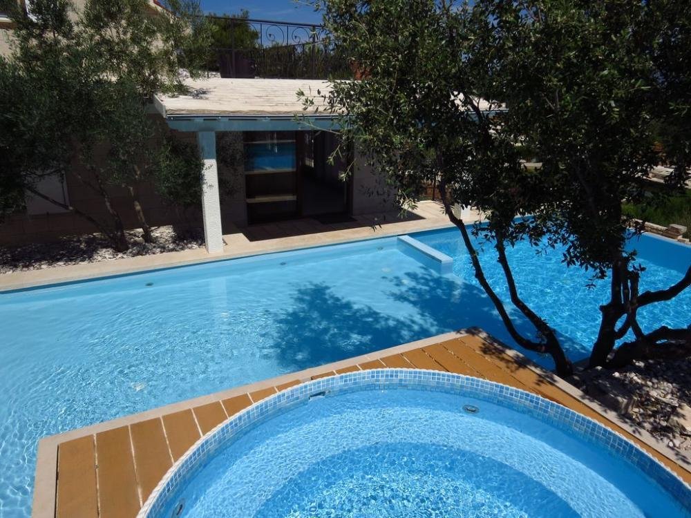 House For sale - Splitsko-dalmatinska Sutivan