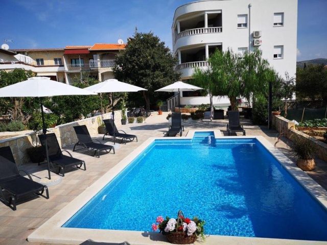Hotel Na prodaju - šibensko-kninska Rogoznica - foto 2/24