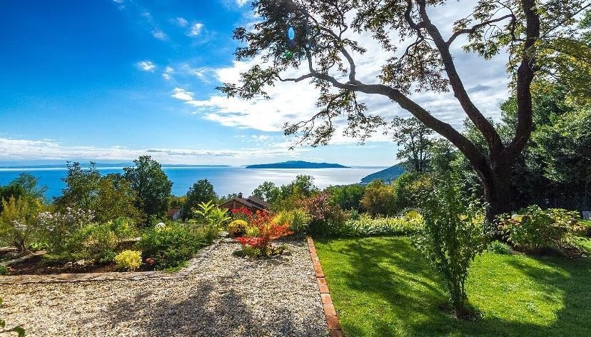 Hiša Na predaj -  Opatija