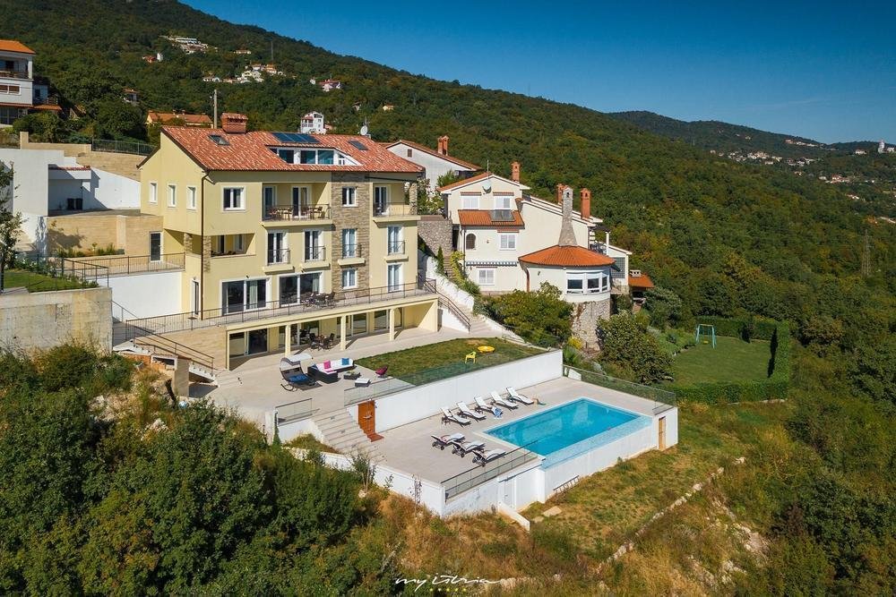 Kuća Na prodaju - Primorsko-goranska Matulji
