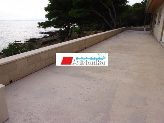 Kuća Na prodaju - Splitsko-dalmatinska Brač