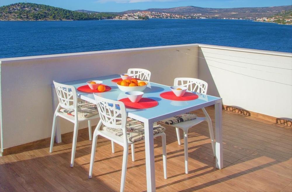Hotel Na predaj - šibensko-kninska Rogoznica - foto 1/16