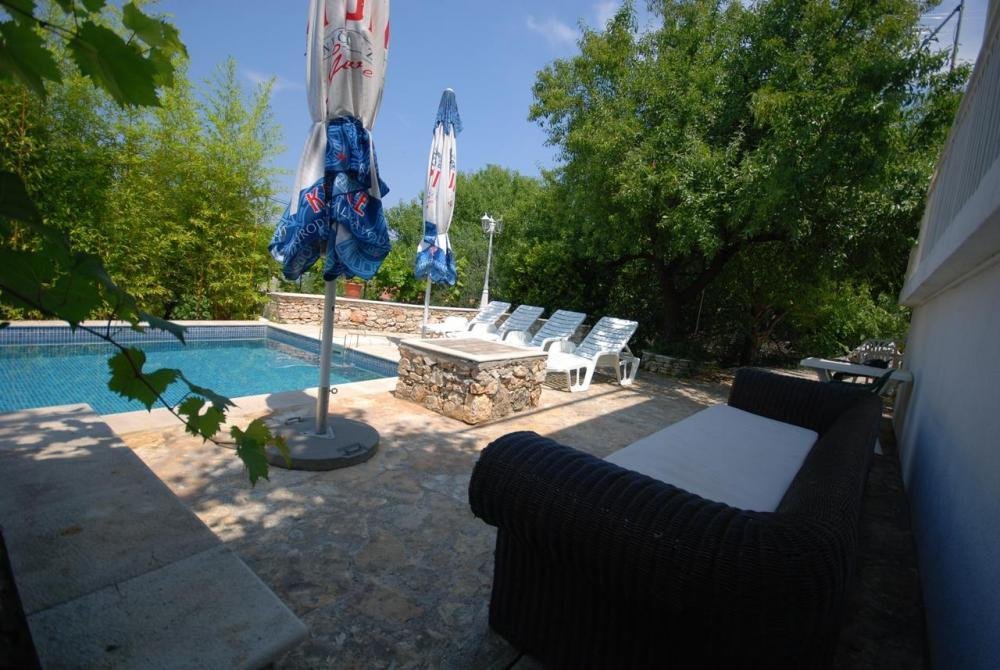 House For sale - Splitsko-dalmatinska Sutivan
