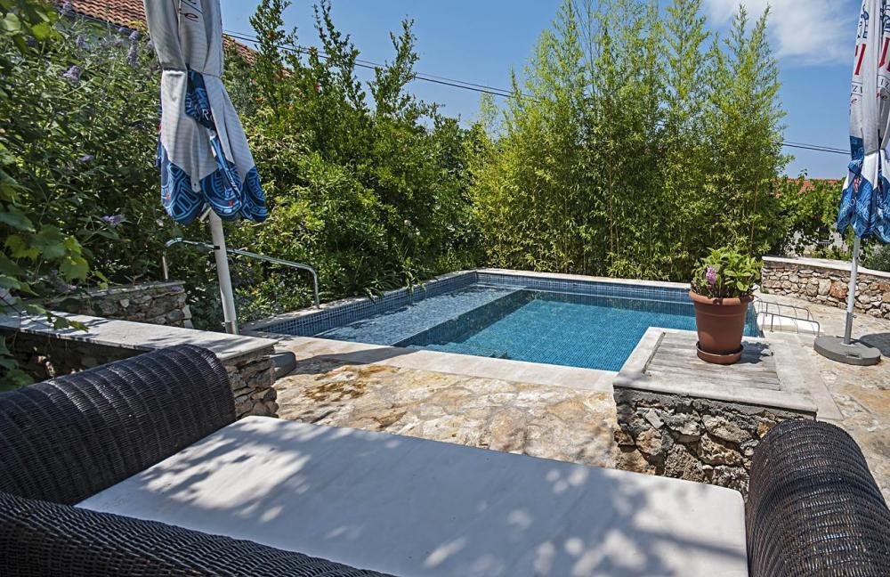 House For sale - Splitsko-dalmatinska Sutivan