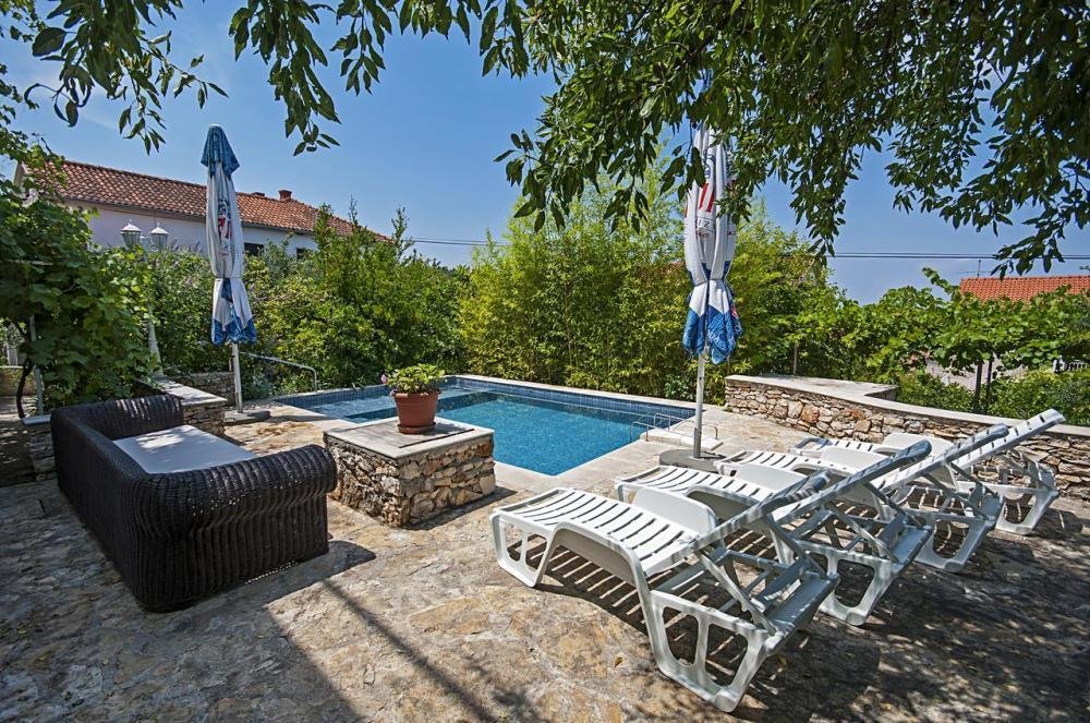 House For sale - Splitsko-dalmatinska Sutivan
