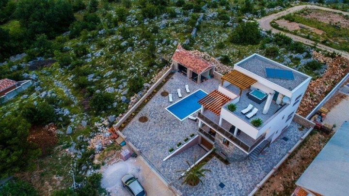 Kuća Na prodaju - Zadarska Starigrad - foto 2/24