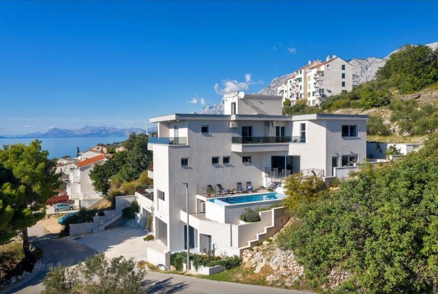Hotel Naprodaj - Splitsko-dalmatinska Podgora