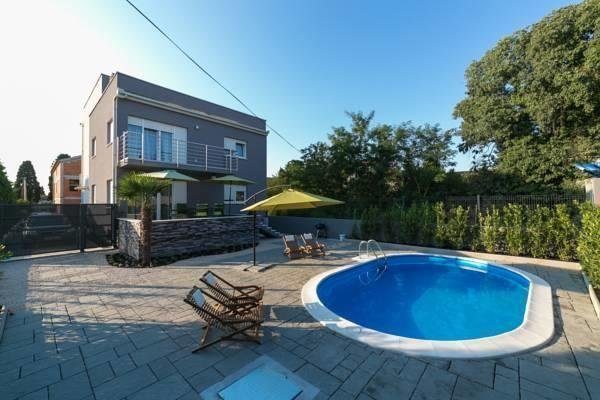 Haus zu verkaufen 180 m² – Biograd-Na-Moru