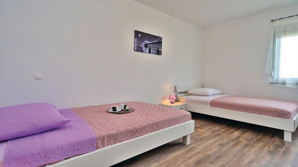 Casa In vendita - Zadarska Zadar