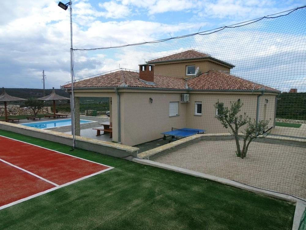 Casa In vendita - Zadarska Zadar