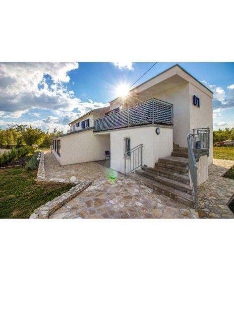 Hotel Naprodaj - Istarska Labin