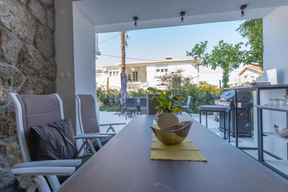 Hotel Na prodaju - Primorsko-goranska Crikvenica