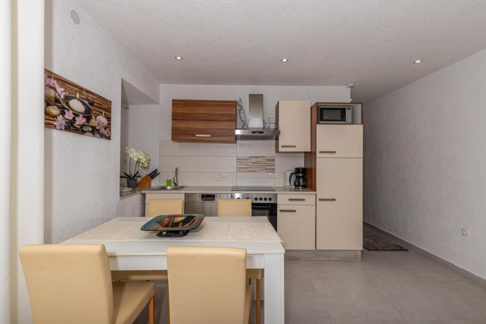 Hotel Na prodaju - Primorsko-goranska Crikvenica