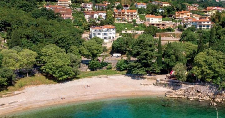 Hotel na prodej 1205 m² – Opatija