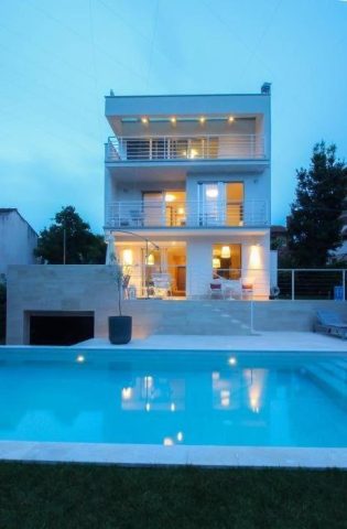 Kuća na prodaju 250 m² – Rovinj