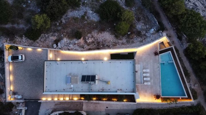 Kuća na prodaju 500 m² – Ražanj