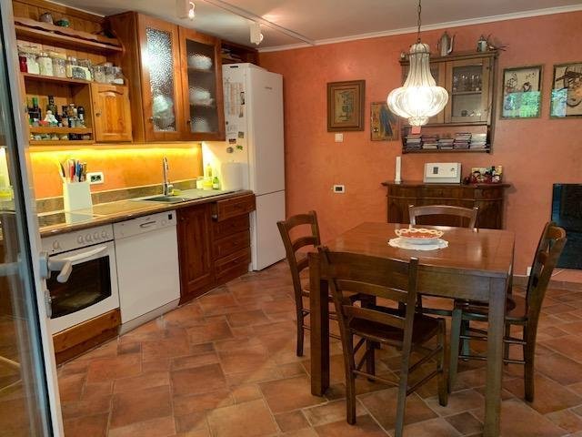 Kuća Na prodaju - Primorsko-goranska Delnice