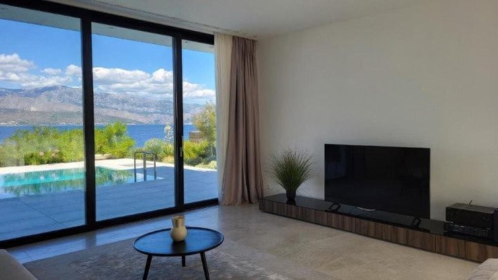 Casa In vendita - Splitsko-dalmatinska Supetar - foto 5/24