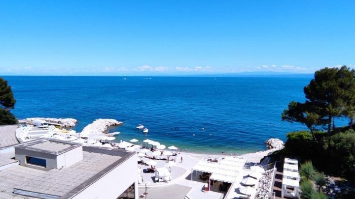 Kuća na prodaju 819 m² – Umag