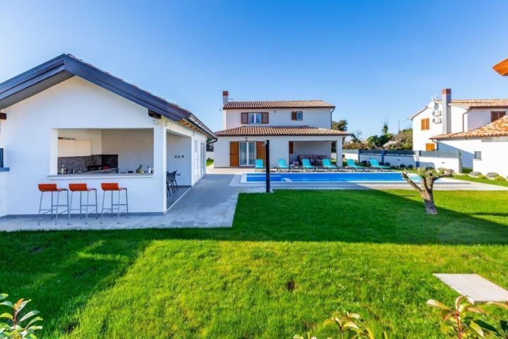 Dům na prodej 230 m² – Šišan