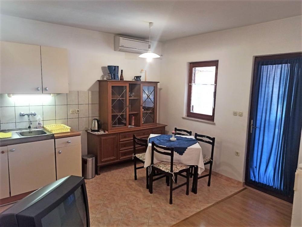 Hotel Naprodaj - Istarska Medulin