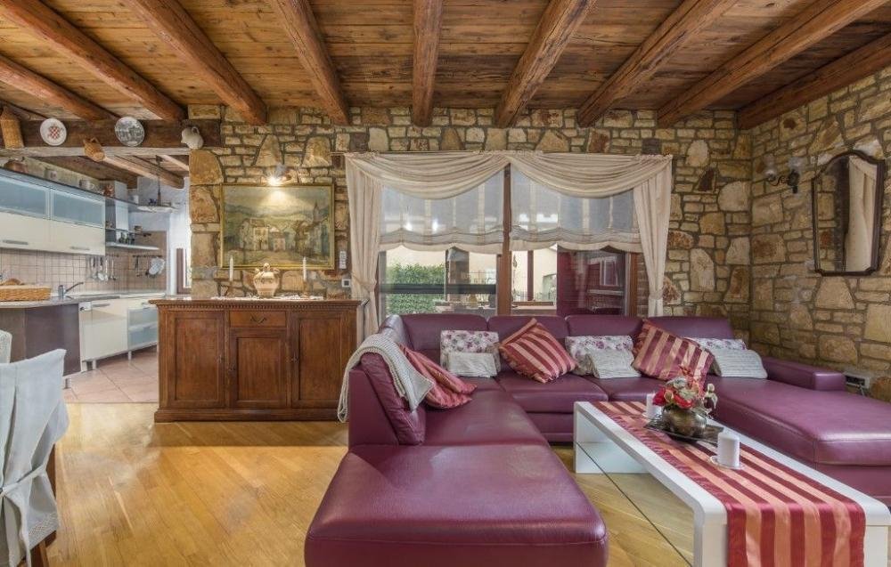 Casa In vendita - Istarska Kaštelir-Labinci