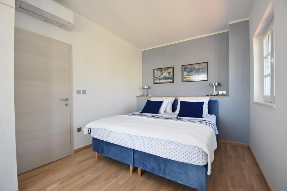 House For sale - Šibensko-kninska Šibenik