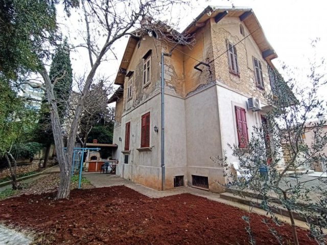 Kuća na prodaju 310 m² – Veruda