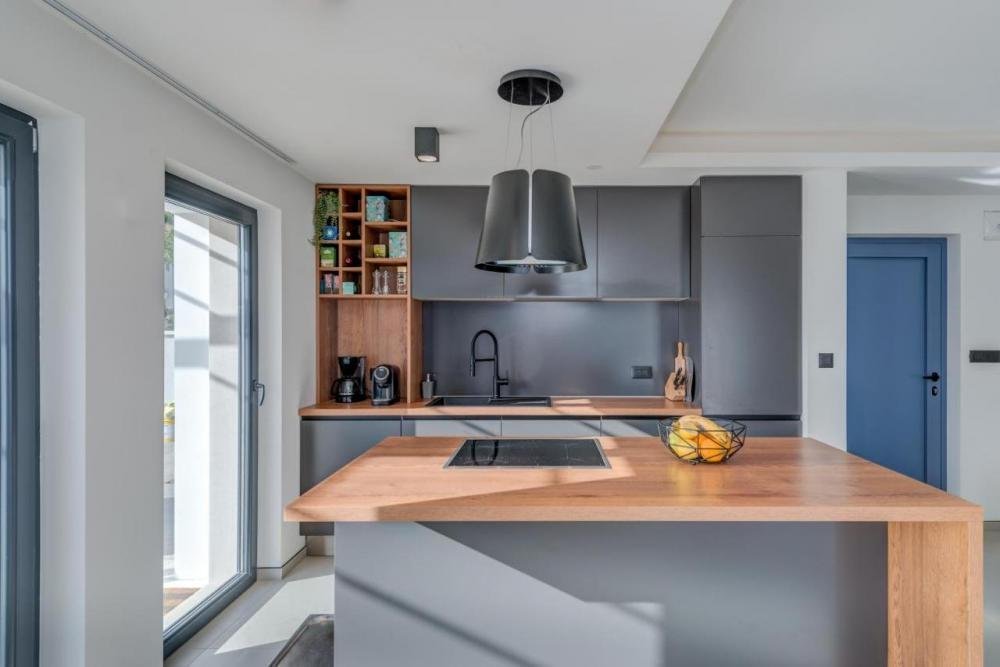 Casa In vendita - Splitsko-dalmatinska Milna