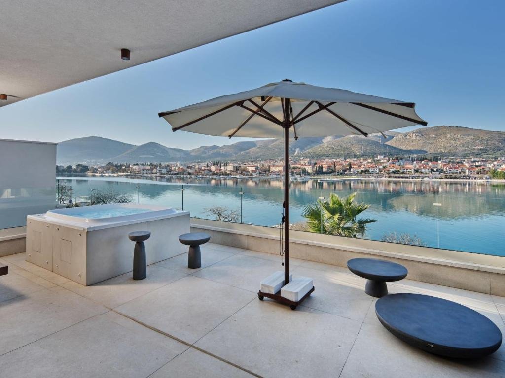 Haus Zu verkaufen - Splitsko-dalmatinska Trogir