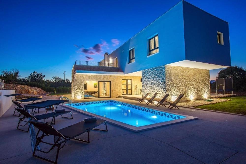 Casa In vendita - Splitsko-dalmatinska Split