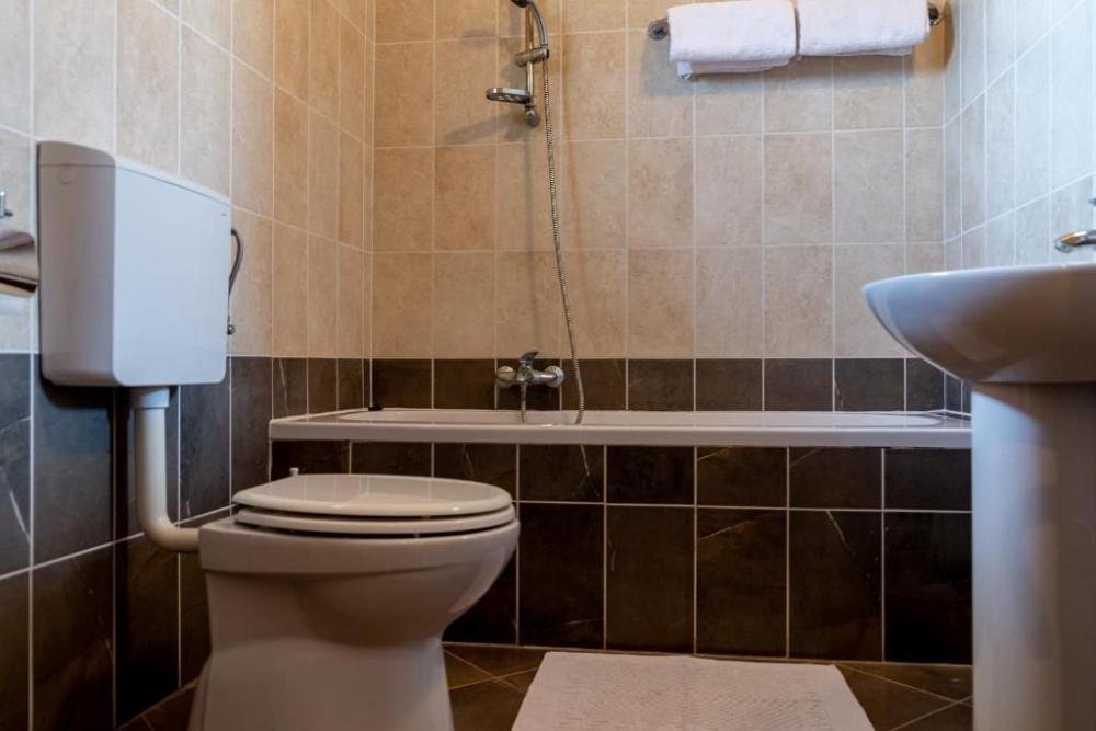 Hotel Naprodaj - Istarska Umag