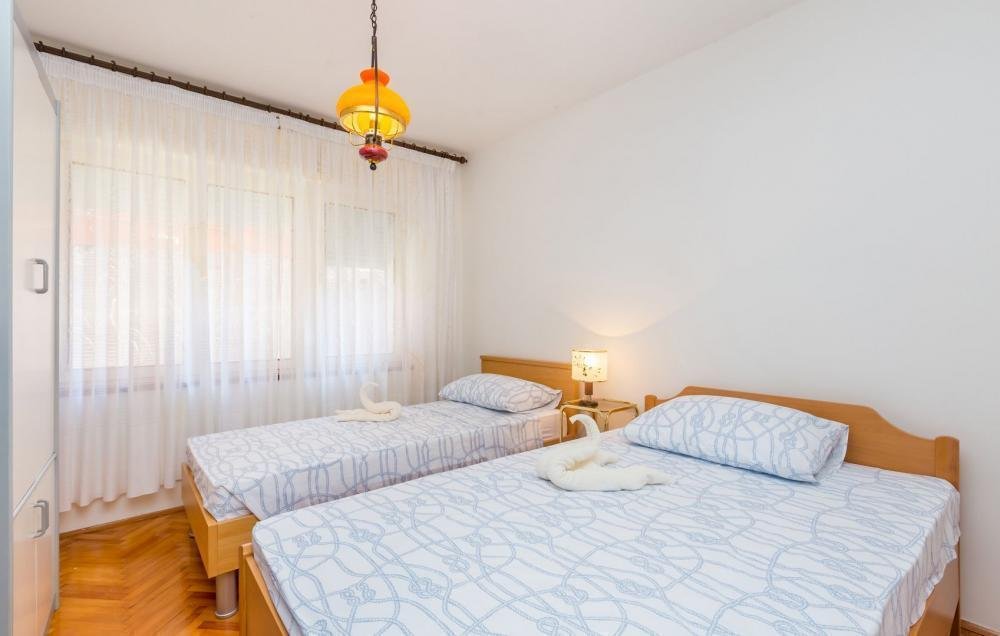 Kuća Na prodaju - Ličko-senjska Karlobag