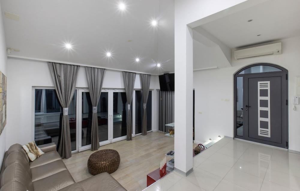 Hotel For sale - Šibensko-kninska Rogoznica