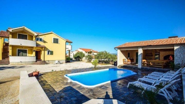 Casa in vendita 340 m² – Vodice