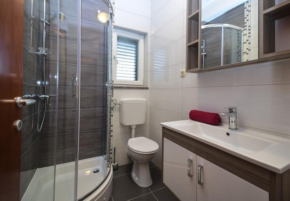 Casa In vendita - Šibensko-kninska Vodice