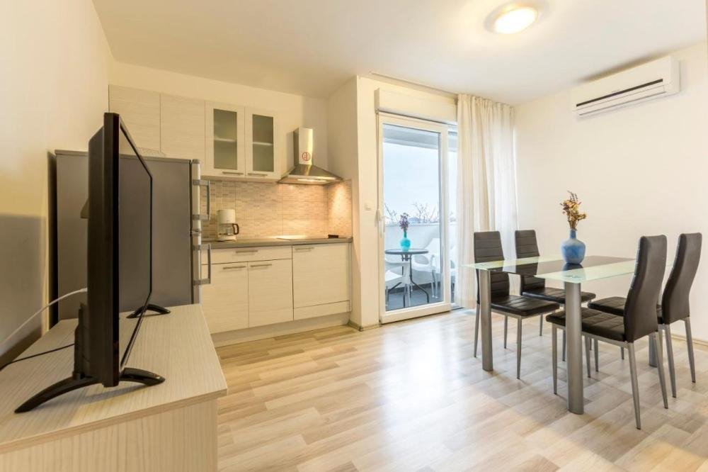 Hotel For sale - Splitsko-dalmatinska Podstrana