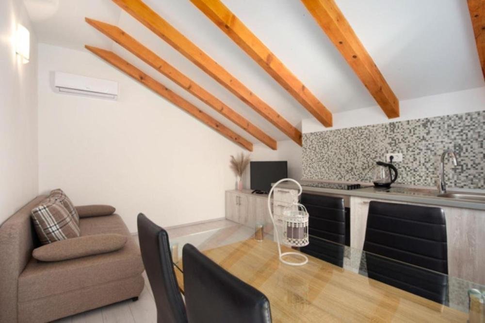 Hotel For sale - Splitsko-dalmatinska Podstrana