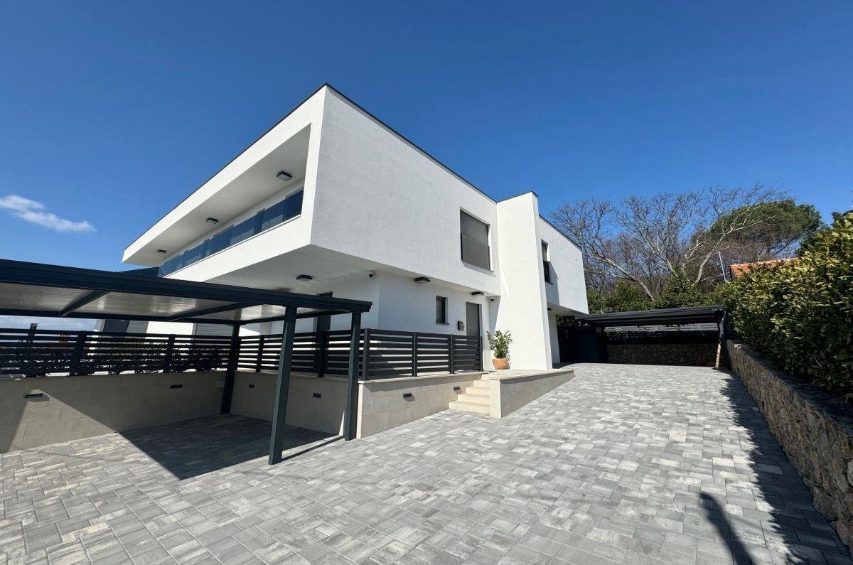 Casa In vendita - Primorsko-goranska Omišalj