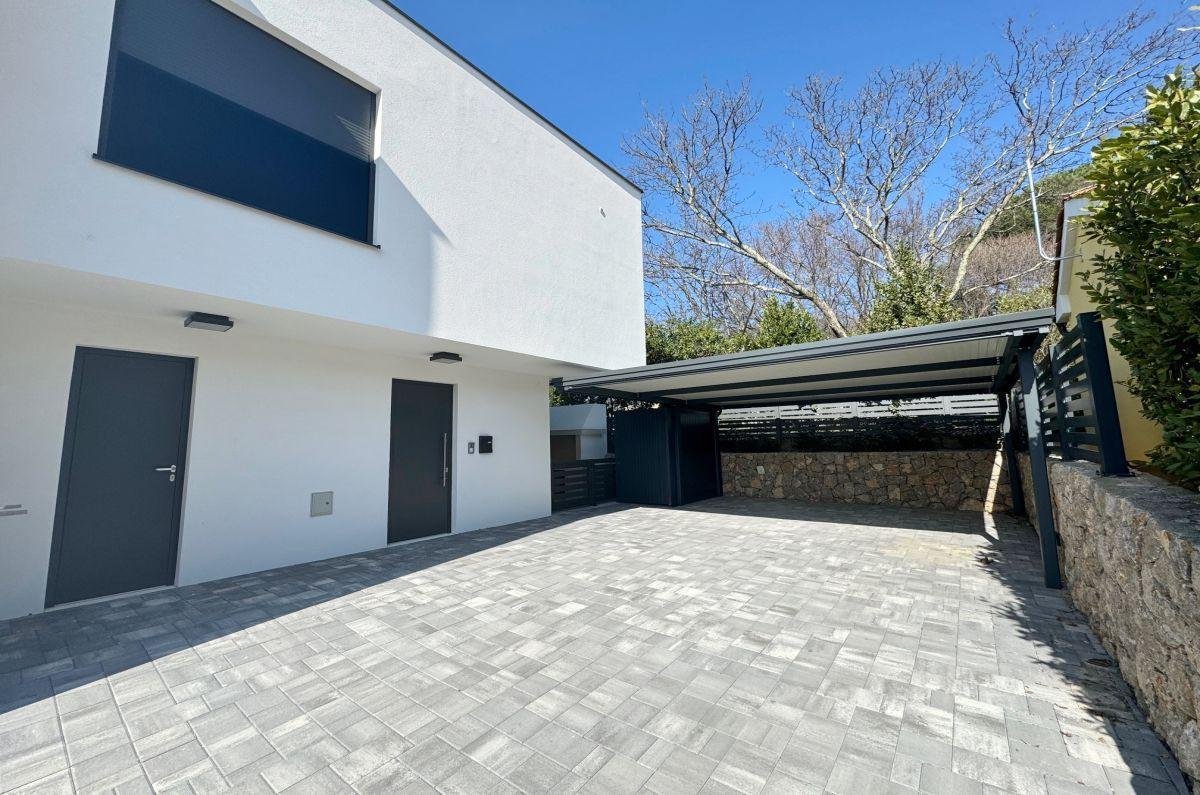 Casa In vendita - Primorsko-goranska Omišalj