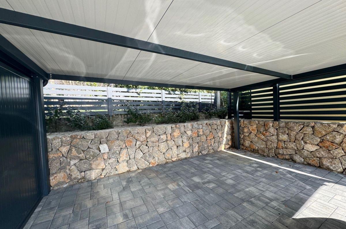 Casa In vendita - Primorsko-goranska Omišalj