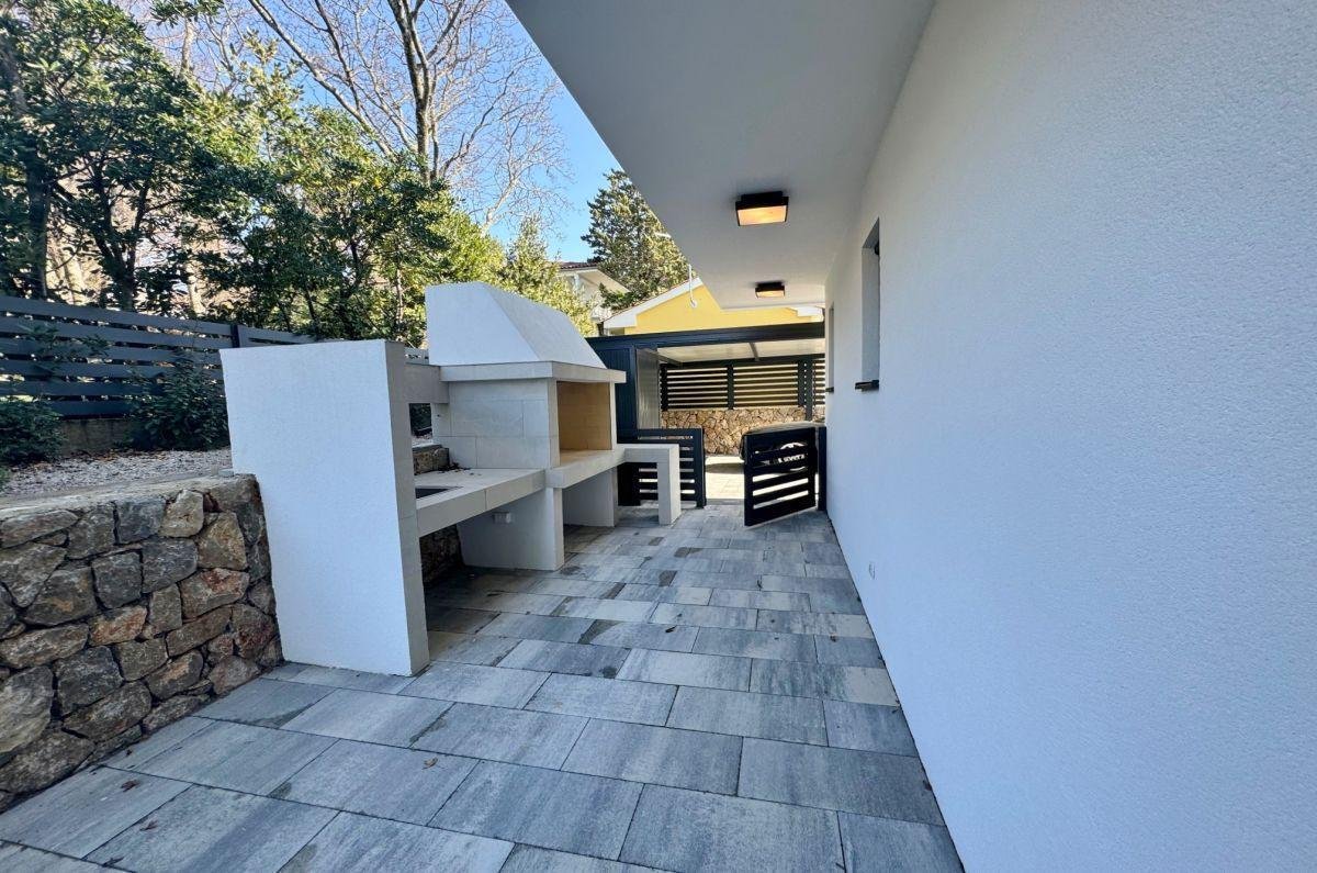 Casa In vendita - Primorsko-goranska Omišalj