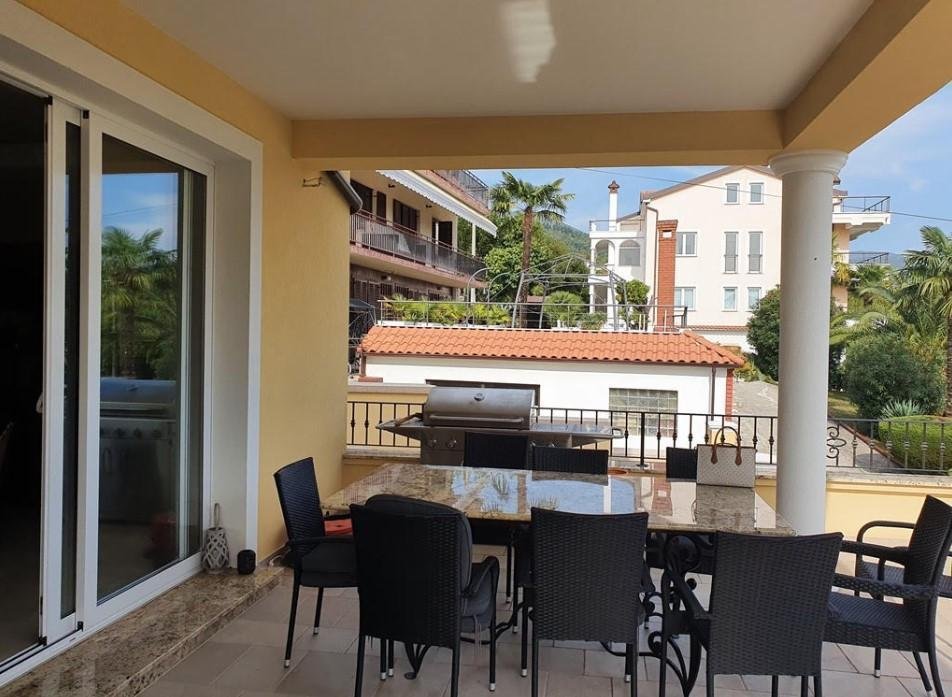 Hotel Naprodaj - Primorsko-goranska Lovran