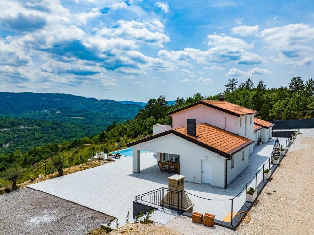 Dom Na sprzedaż - Istarska Cerovlje