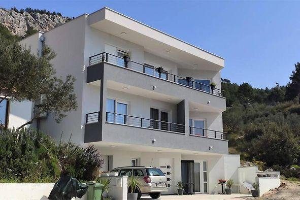 Hotel na prodaju 292 m² – Krvavica