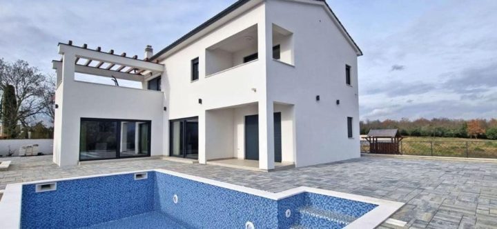 Kuća na prodaju 200 m² – Marčana