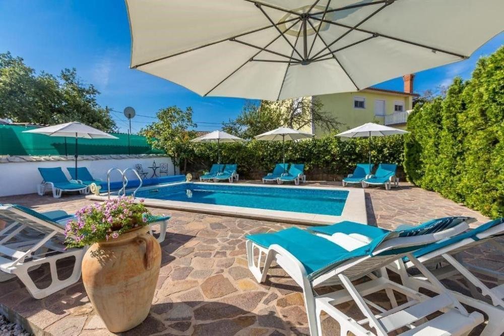Hotel For sale - Primorsko-goranska Malinska-Dubašnica