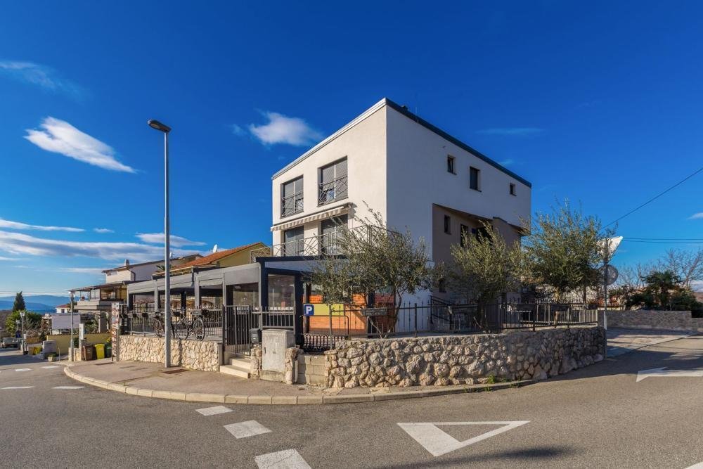 Hotel Na prodaju - Primorsko-goranska Omišalj